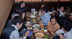 Les 10 règles pour bien boire au Japon, selon les coutumes locales