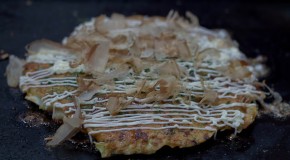 Monjya Okame, restaurant à Okonomiyaki et Monjayaki à Tsukishima – Tokyo