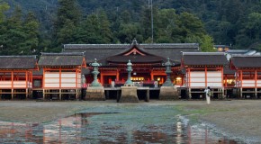 Itsukushima-jinja à Miyajima, et son célèbre Torii